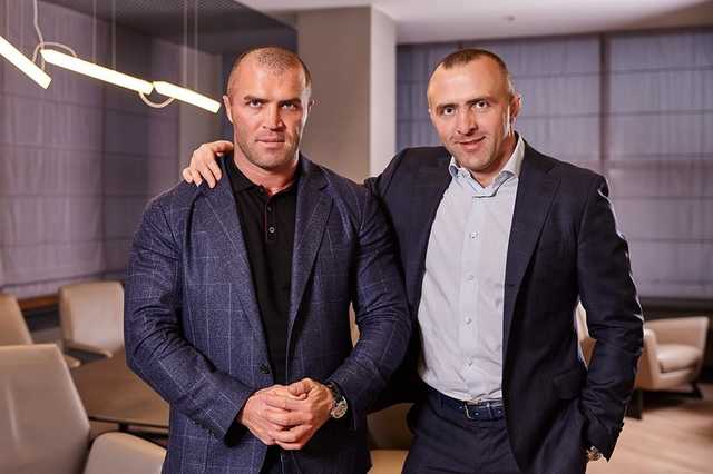 Застройщики Андрей и Александр Насиковские угодили под уголовное дело: их компанию «Dim Group» проверяет полиция
