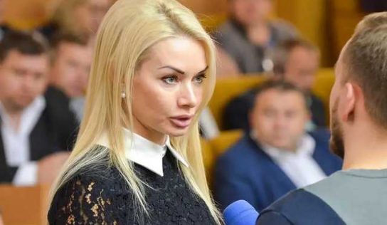 Как «слуг» задаривают миллионами. Депутат Ирина Аллахвердиева заявила о получении подарка на 14 млн после освоения 5 млн