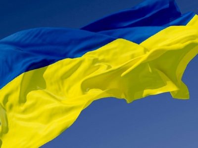 Украина ввела военное положение. Что это значит и что нужно знать