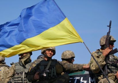 Численность украинской армии увеличится на 100 тысяч человек