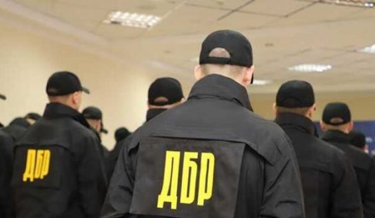 ДБР расследует еще одну аферу на Буковине: Продавали закупленные военные аптечки и бронежилеты