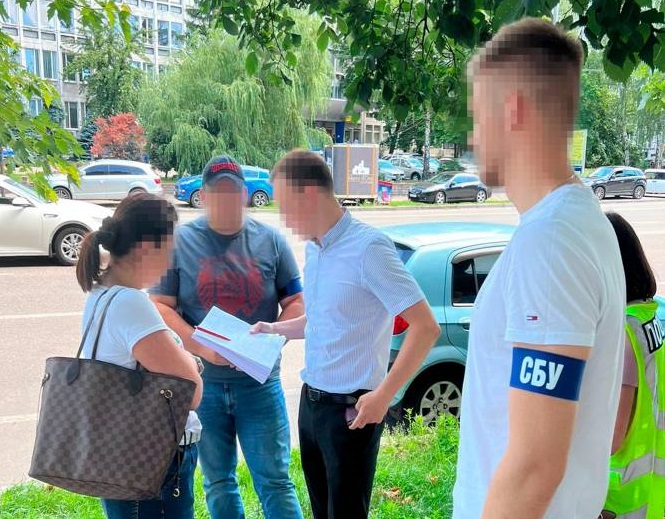В Киеве раскрыли преступную группу, забиравшую квартиры умерших