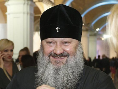 Настоятеля Києво-Печерської Лаври «Пашу-Мерседеса» впіймали на вивезенні за кордон церковних цінностей