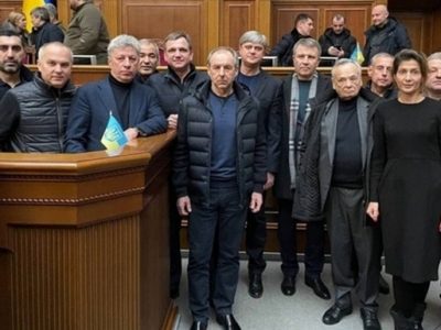 Не всі нардепи підписали звернення про позбавлення мандатів депутатів ОПЗЖ, — ЧЕСНО