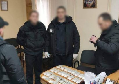 На Одещині поліцейський вимагав гроші від бізнесменів