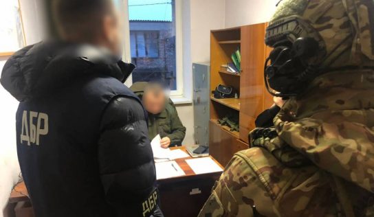 У Яворові на хабарі затримали очільника військкомату