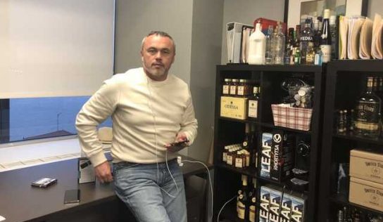 Черняк Євген Олександрович, який утримує десяту частину алкогольного ринку Росії, отримав посвідку на проживання в Польщі