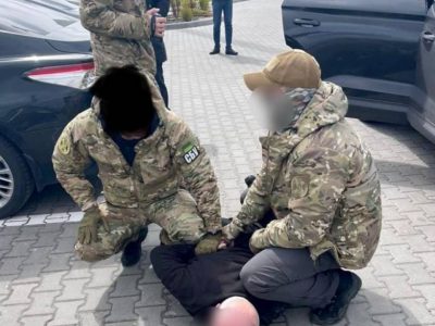 На Київщині заарештували директора, який хотів сісти на корупційну тему