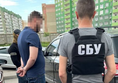 В Одесі за корупцію затримали юриста військової частини