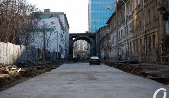 Фирму с орбиты мэра Одессы подозревают в присвоении средств во время военного положения