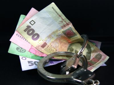 У Києві псевдополіцейський намагався отримати гроші з директора скандального дитсадка