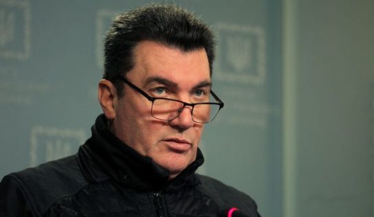 Данилов призвал НАТО предоставить информацию об украинских коррупционерах за границей