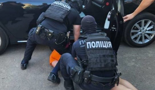 В Днепропетровской области мошенники обманули более 100 человек, которые собирали средства на ВСУ