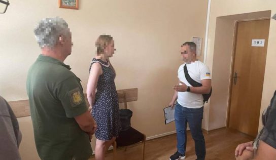 В Киеве на взяточничестве задержали чиновников военкомата