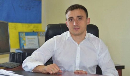 На Київщині затриманий на хабарі голова ОТГ Віталій Крупенко допомагає бізнесменам ухилятися від податків