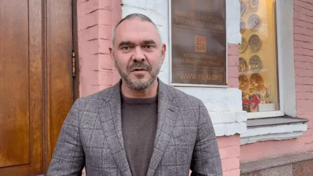 Експосадовця «Укрексімбанку» Ігоря Тельбізова, котрий напав на журналістів, поновили на посаді