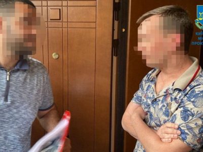 У Києві чиновник вимагав “данину” з перевізника – по 40 тисяч грн щотижня