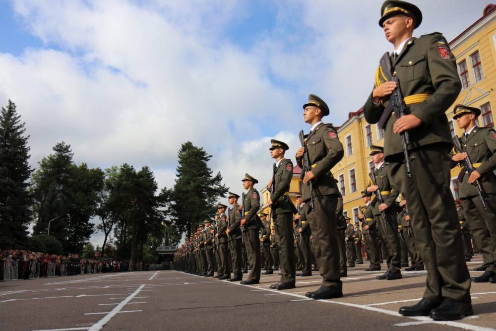 Тимчасова комісія ВРУ викрила масштабну корупцію в академії Сухопутних військ