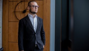 Кто стоит за теневыми схемами в агроэкспорте: Артём Малиновский и «конвертационные центры» Евгения Пули