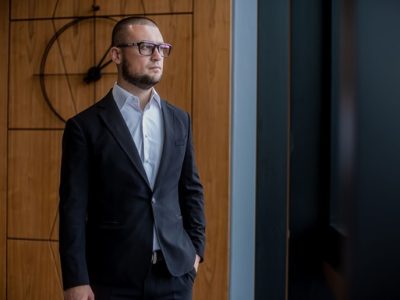 Кто стоит за теневыми схемами в агроэкспорте: Артём Малиновский и «конвертационные центры» Евгения Пули