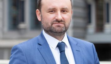 Заступник голови НБУ Ярослав Матузка задекларував нерухомість у Греції, оформлену на дружину