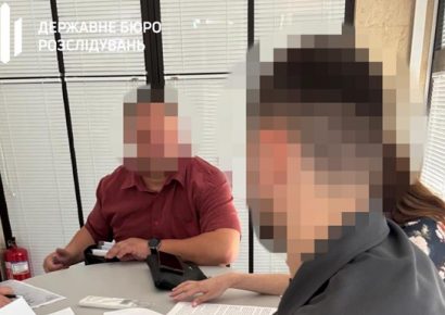 В Запорожье правоохранитель присваивал квартиры умерших