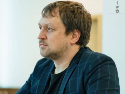 Новый глава Черноморского порта «забыл» указать стоимость элитного имущества — и катается на Range Rover