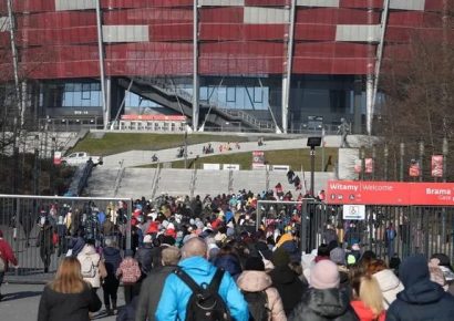 Украина намерена поддержать своих граждан, которые вернутся из Польши