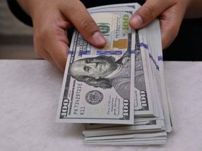 У Києві начальник відділення поліції Юрій Рибянський зник з арештованими коштами