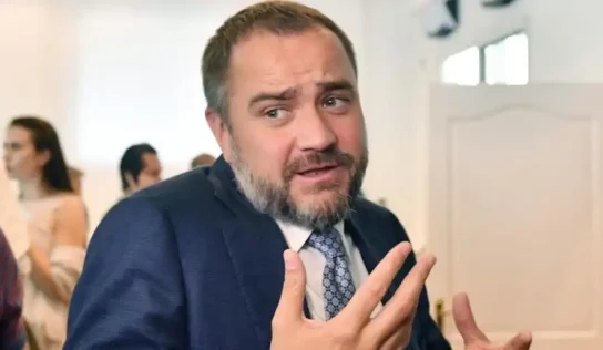 «Фейкова інвалідність» і втеча від правосуддя: ексголова УАФ Андрій Павелко залишив Україну на тлі корупційного скандалу