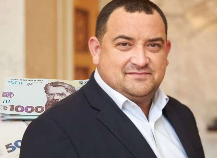 Хабарник у фармі: як нардеп Сергій Кузьміних, викритий на півмільйонному хабарі, просуває аптечну реформу, маючи тіньову мережу аптек