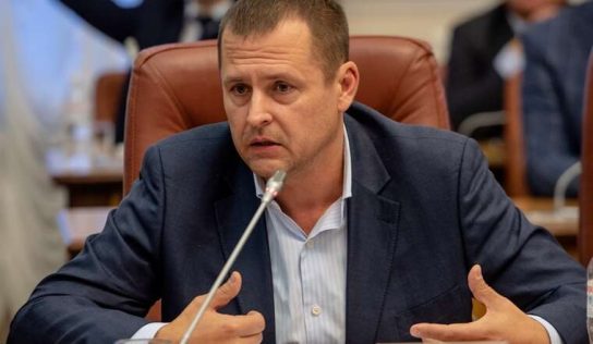 В мэрии Днепра проходят массовые обыски