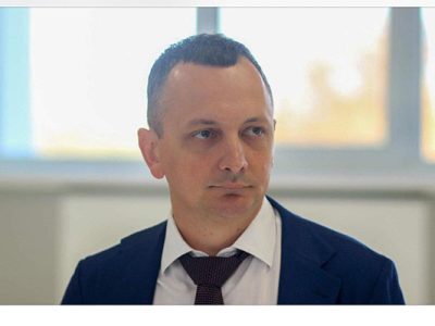 «Фейковые жалобы» и зачистка интернета: почему имя Юрия Голика снова оказалось в центре скандала